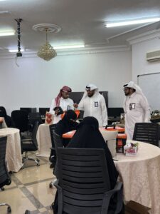 مدير فرع هيئة التراث بمنطقة الباحة يزور الجمعية